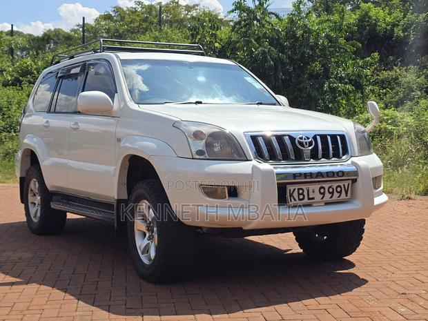 Toyota Land Cruiser Prado 2004 White