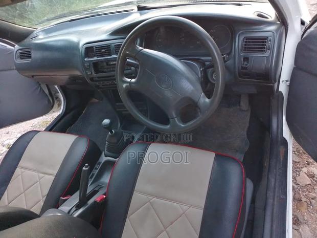 Toyota Corolla Hatchback 2001 White