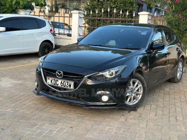 Mazda Axela 2015 Black