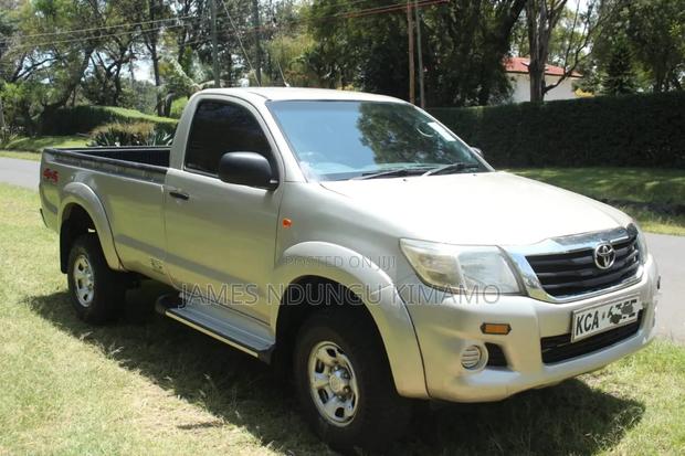 Toyota Hilux 2014 Beige