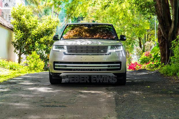 Land Rover Range Rover Vogue 2022 Gold