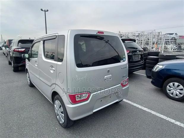Suzuki Wagon R 660 Hybrid Turbo FWD 2021 Silver