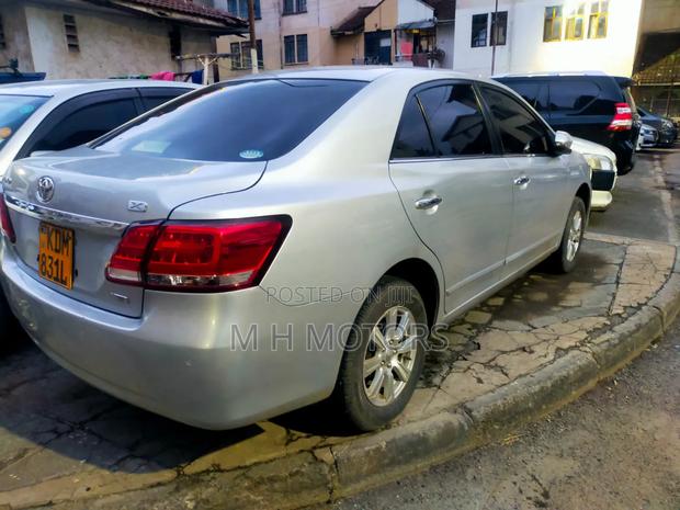 Toyota Premio 1.8 FWD 2016 Silver