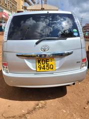 Toyota ISIS 2015 Silver for sale