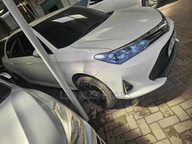 Toyota Axio 2017 White