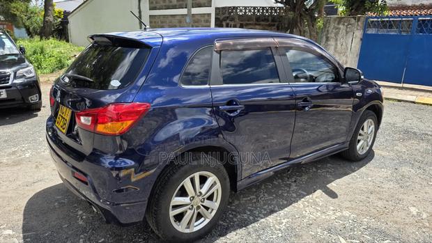 Mitsubishi RVR 2.0 2011 Blue