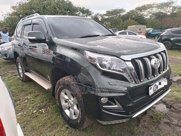Toyota Land Cruiser Prado 2013 Green