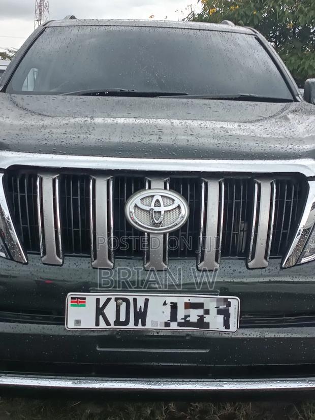Toyota Land Cruiser Prado 2013 Green
