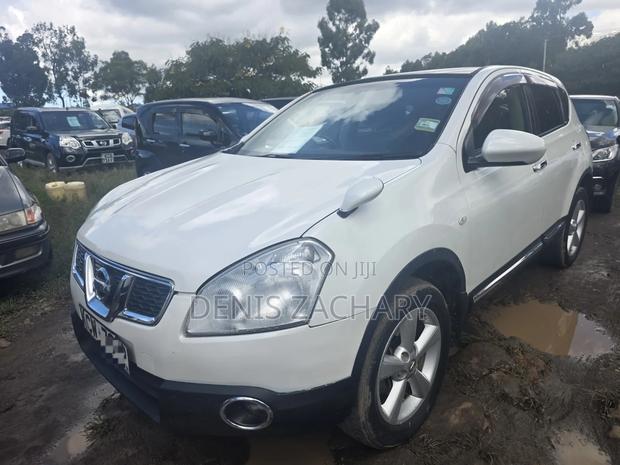 Nissan Dualis 2012 White