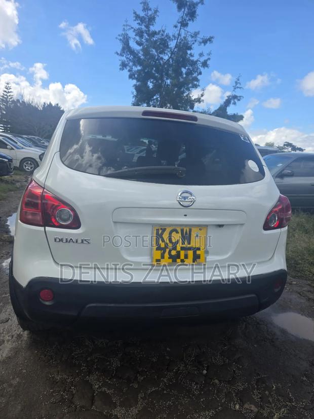 Nissan Dualis 2012 White