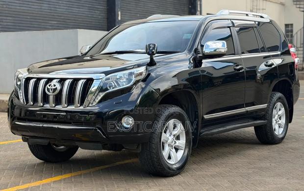 Toyota Land Cruiser Prado 2.8 D-4D 2015 Black