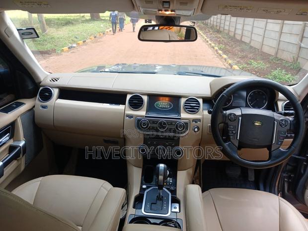 Land Rover Defender 2010 Gray
