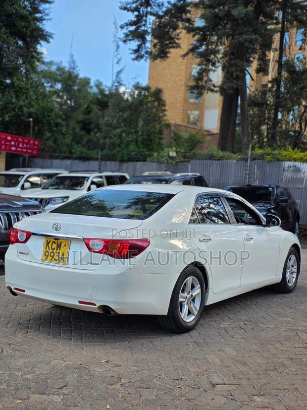 Toyota Mark X 2012 White