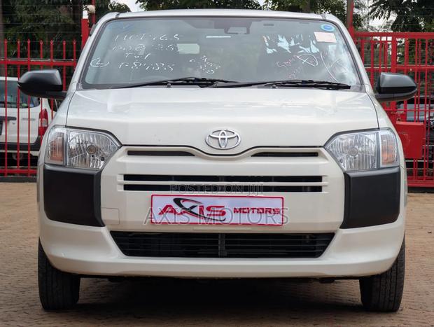 Toyota Probox 1.5 GL 4WD 2020 White
