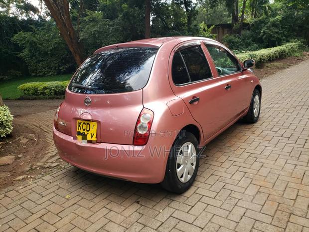 Nissan March 1.2 FWD 2008 Pink