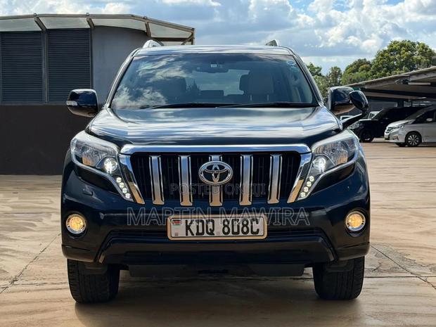 Toyota Land Cruiser Prado 2016 Black