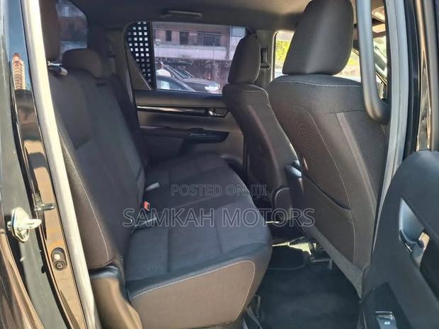 Toyota 4-Runner 2019 Black