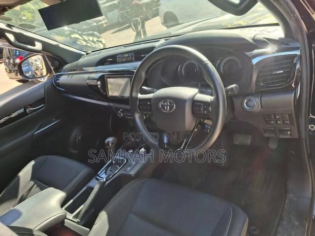 Toyota 4-Runner 2019 Black