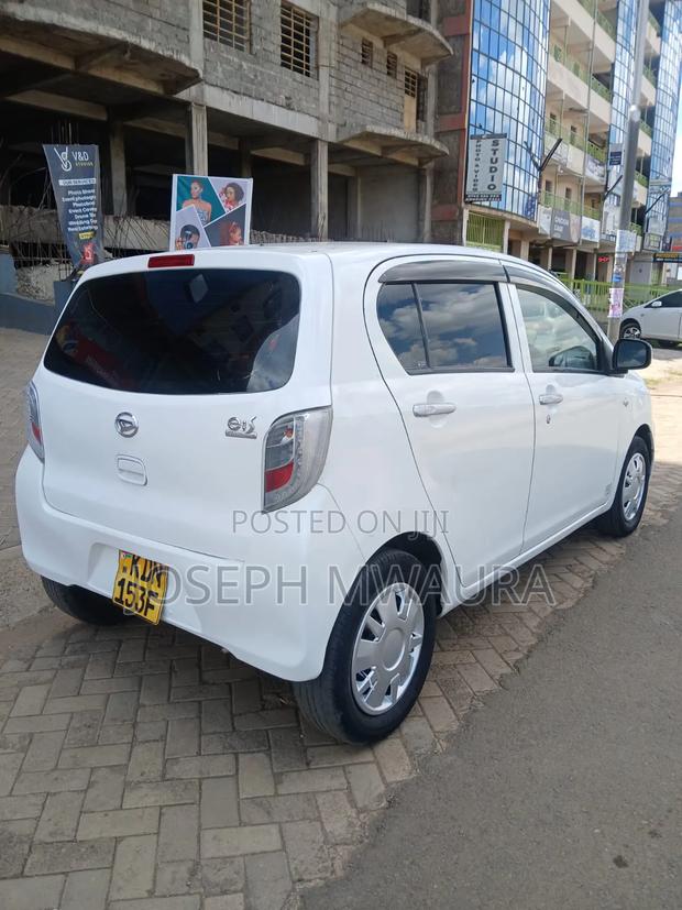 Daihatsu Mira 2016 White