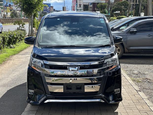 Toyota Noah 2.0 FWD (7 Seater) 2019 Black