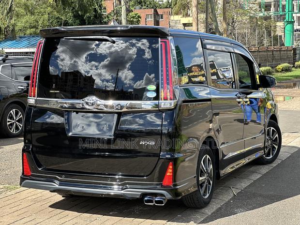 Toyota Noah 2.0 FWD (7 Seater) 2019 Black
