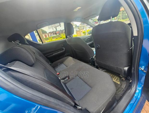 Toyota Aqua 2018 Blue