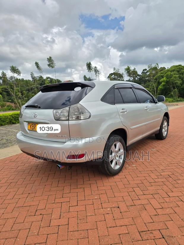 Toyota Harrier 2005 Silver
