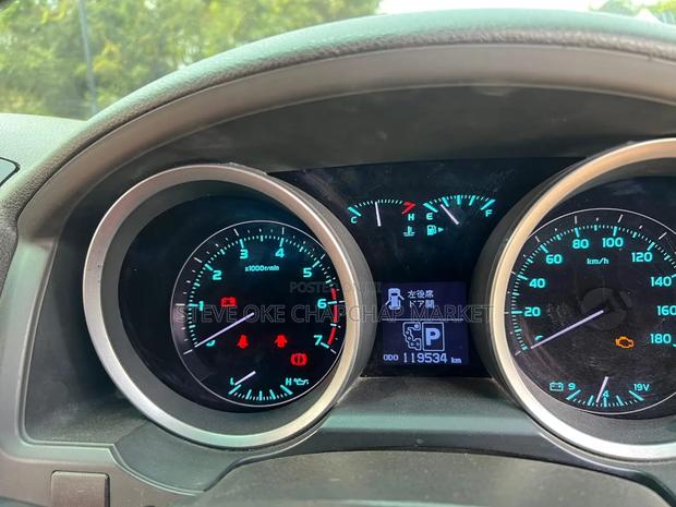 Toyota Land Cruiser 4.6 V8 AX G Selection 2010 Green