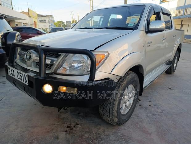 Toyota Hilux 2007 Silver