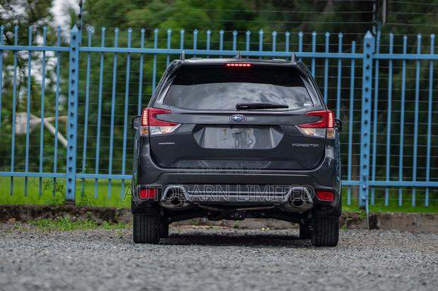 Subaru Forester 2022 Gray