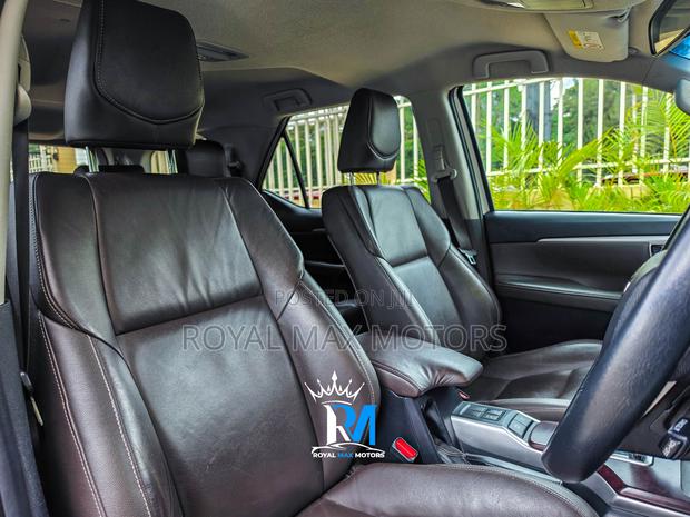 Toyota Fortuner 2.8 D AWD 2019 White
