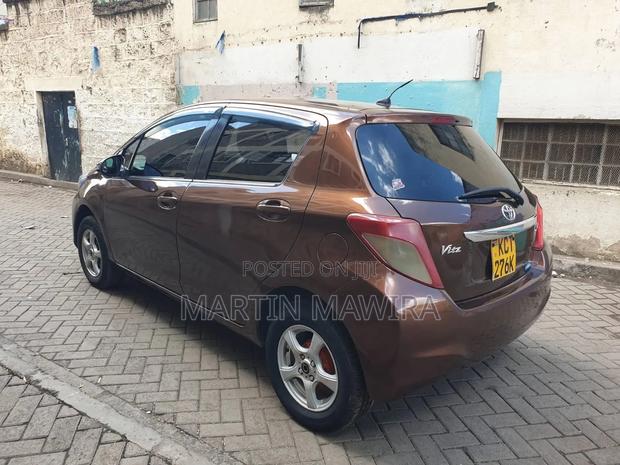 Toyota Vitz 2012 Brown