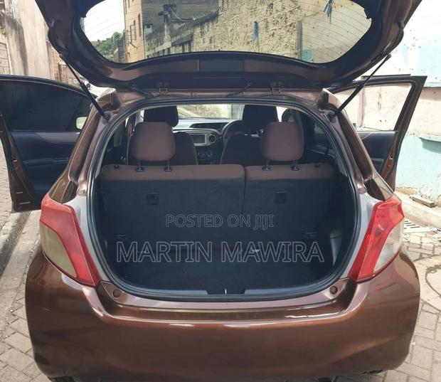 Toyota Vitz 2012 Brown