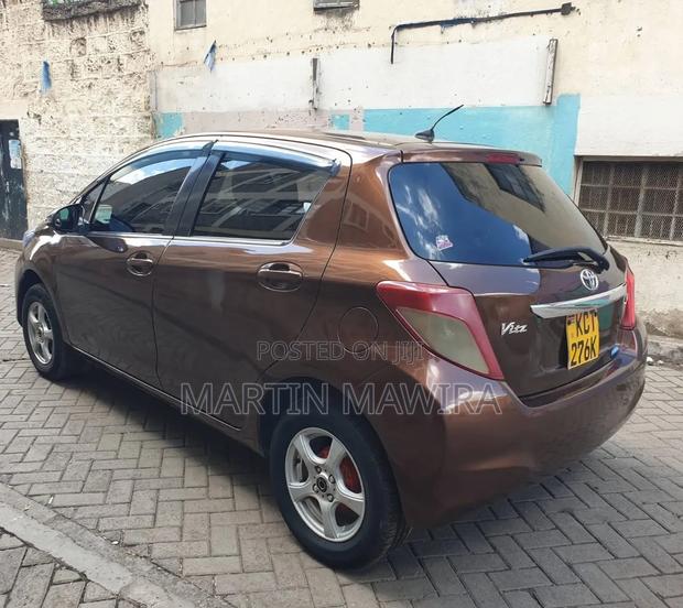 Toyota Vitz 2012 Brown