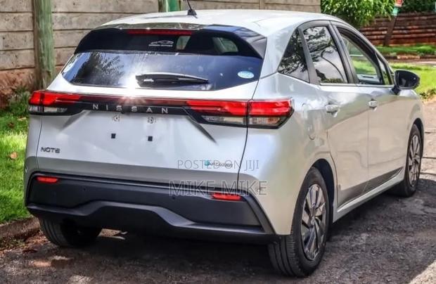 Nissan Note 1.2 Hybrid 2018 Silver