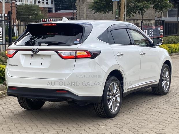 Toyota Harrier 2019 White