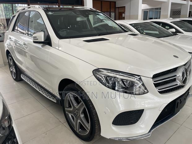 Mercedes-Benz GLE-Class GLE 350d 4MATIC 2019 White