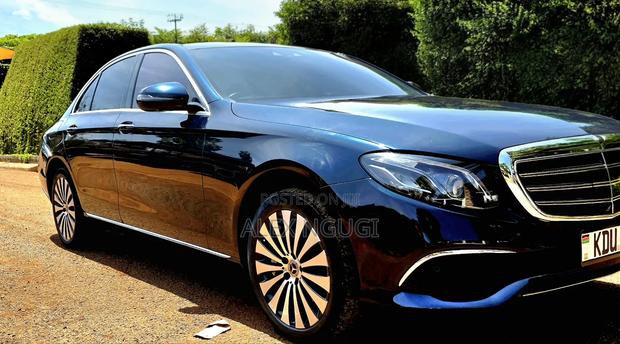 Mercedes-Benz E400 2018 Blue
