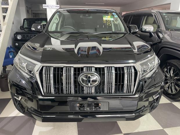Toyota Land Cruiser Prado 2.8 2021 Black