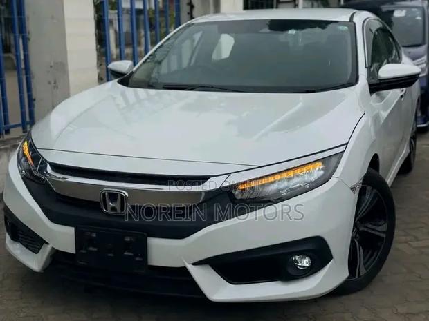 Honda Civic 2019 White