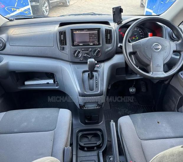 Nissan NV200 S 2018 Gray