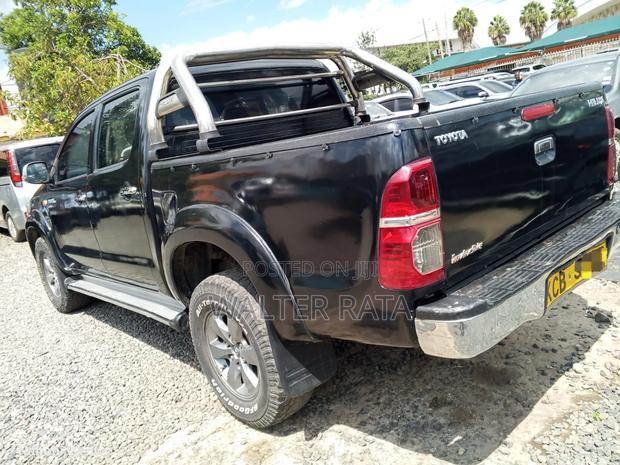 Toyota Hilux 3.0 D-4D Double Cab 4x4 Raider 2007 Black