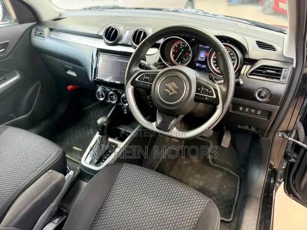 Suzuki Swift 2018 Black
