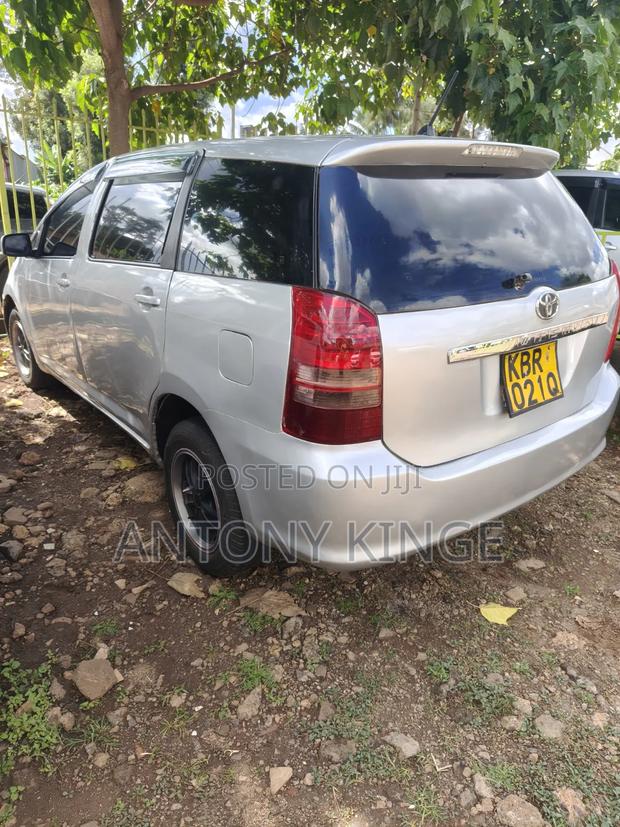 Toyota Wish 2007 Silver