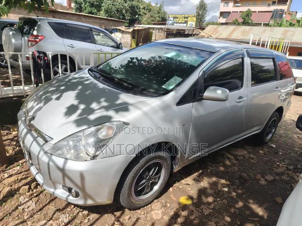 Toyota Wish 2007 Silver