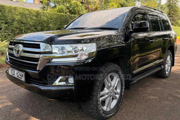 Toyota Land Cruiser 2012 Black