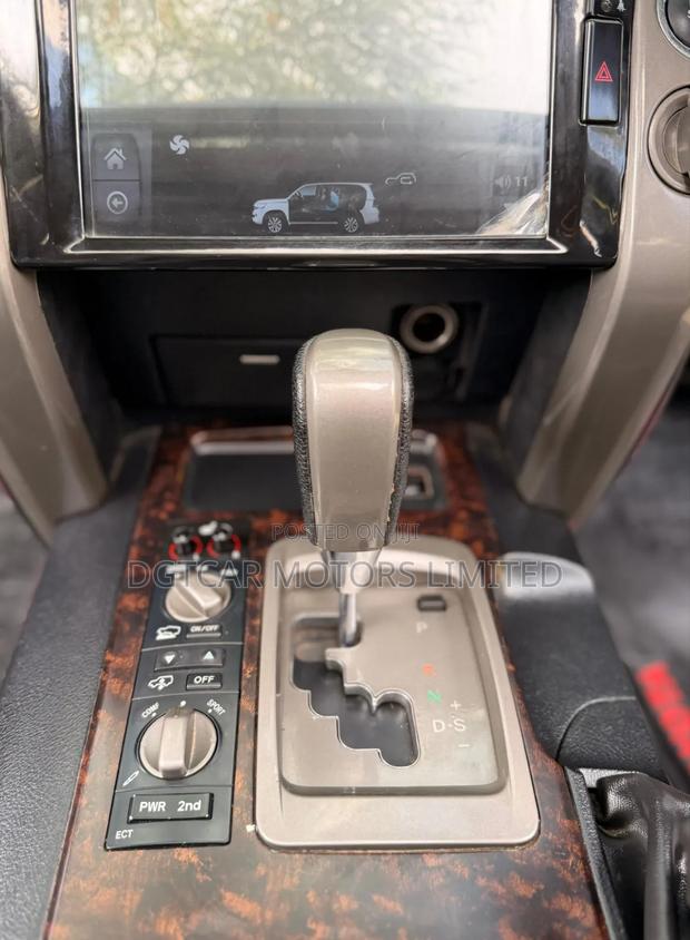 Toyota Land Cruiser 2012 Black