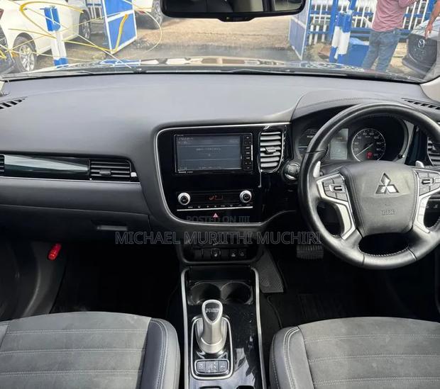 Mitsubishi Outlander PHEV 2018 Black