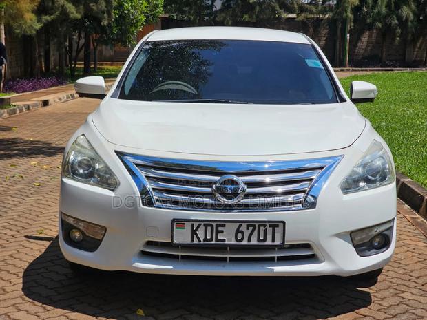 Nissan Teana 2014 White