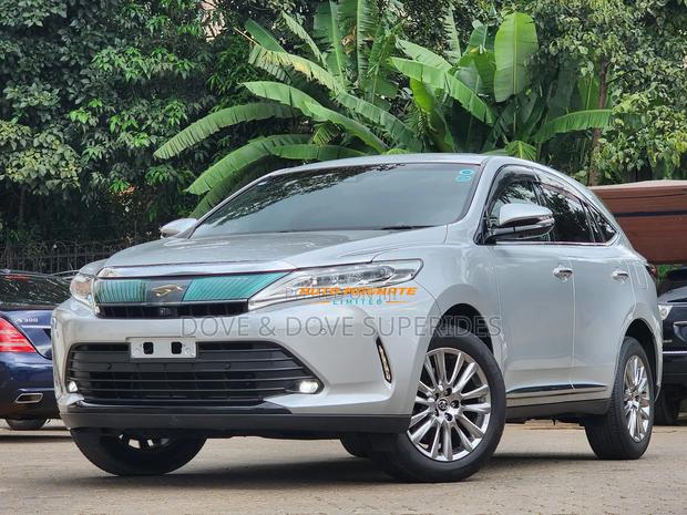 Toyota Harrier 2.0 2019 Silver
